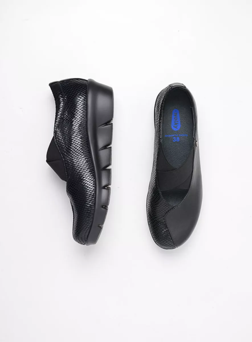 Wolky Loafers 0066590001 90001 black leather