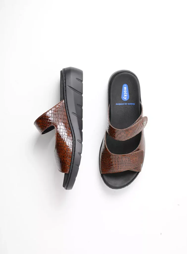 Wolky Sandals 0410267430 67430cognac crocolook leather