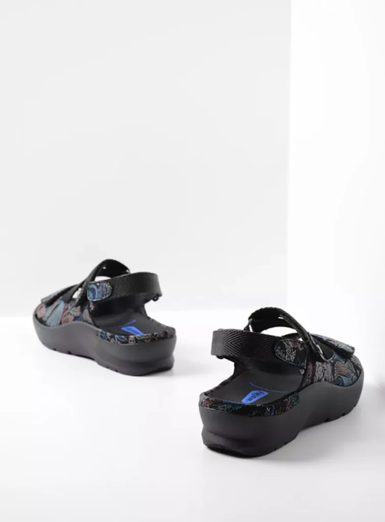 Wolky Women’s shoes 0392568080 68080 black blue suede