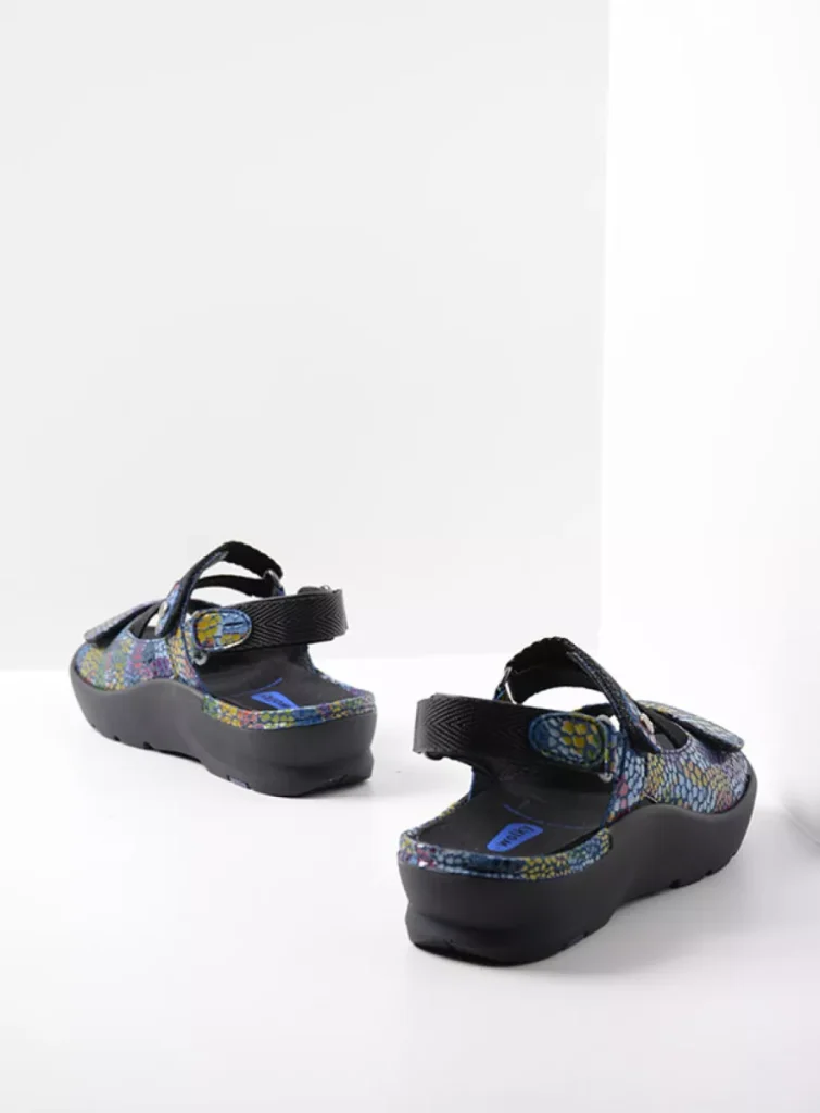 Wolky Women’s shoes 0392590881 90881 blue multi color fantasy