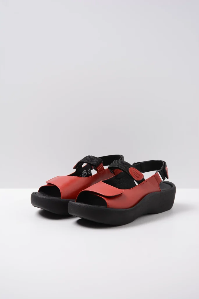 Buy your Wolky Jewel - red leather shoes online